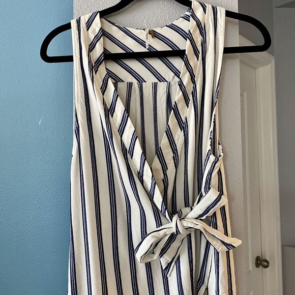 Free People Tuxedo Stripe Wrap Blue And white Top Size XS - Picture 4 of 9